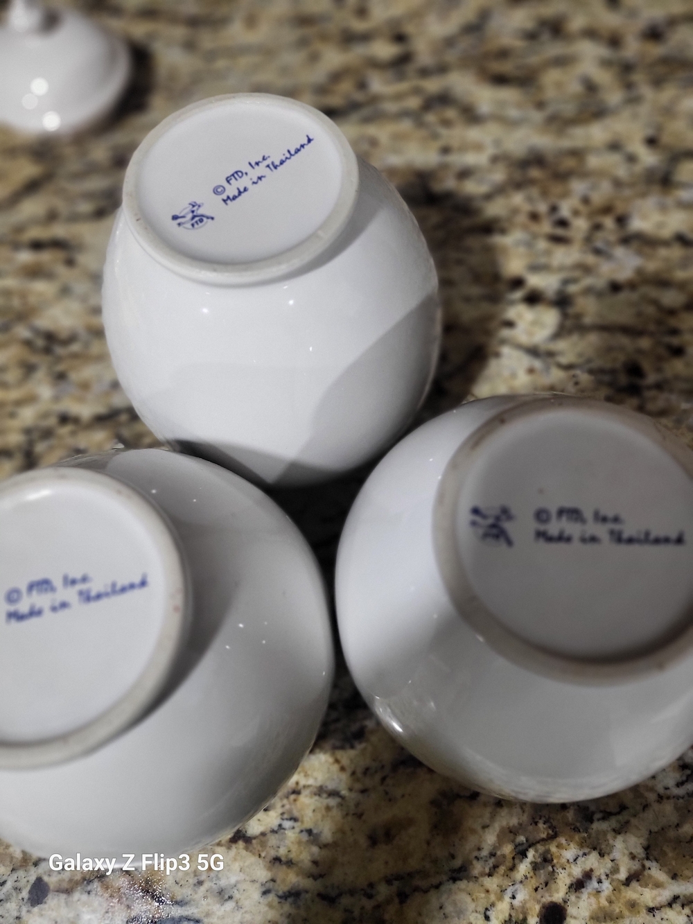 Vintage FTD Ceramic Ginger Jar with Lid – Blue Butterfly Motif Set Of 3 - Picture 10 of 14